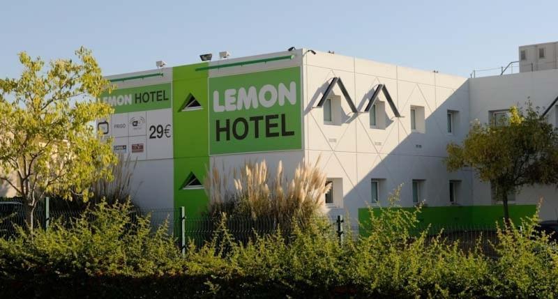 Lemon Hotel Avignon Rochefort Εξωτερικό φωτογραφία