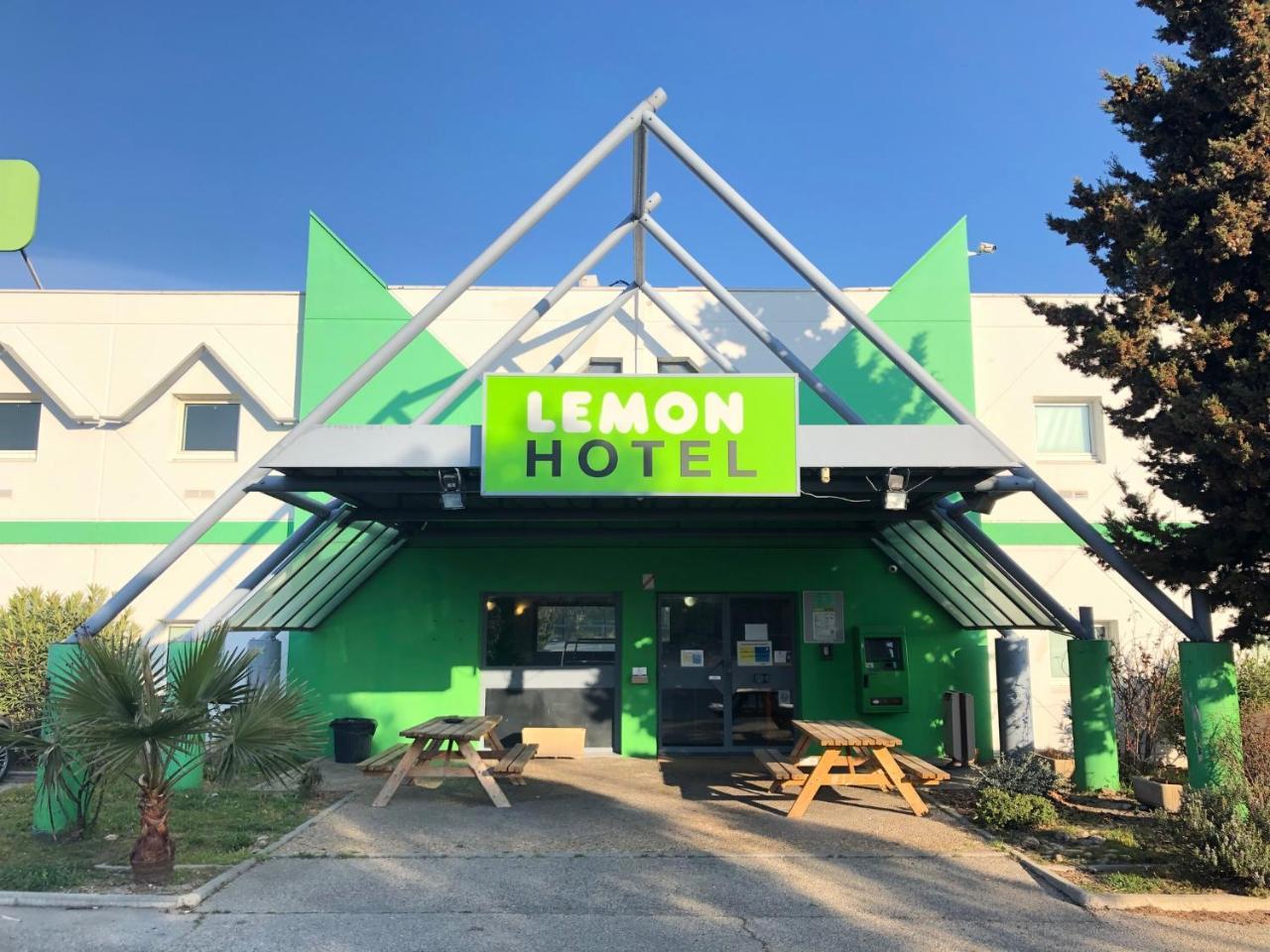 Lemon Hotel Avignon Rochefort Εξωτερικό φωτογραφία